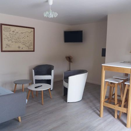 플로고프 La Ferme Du Bout Du Monde B&B 외부 사진