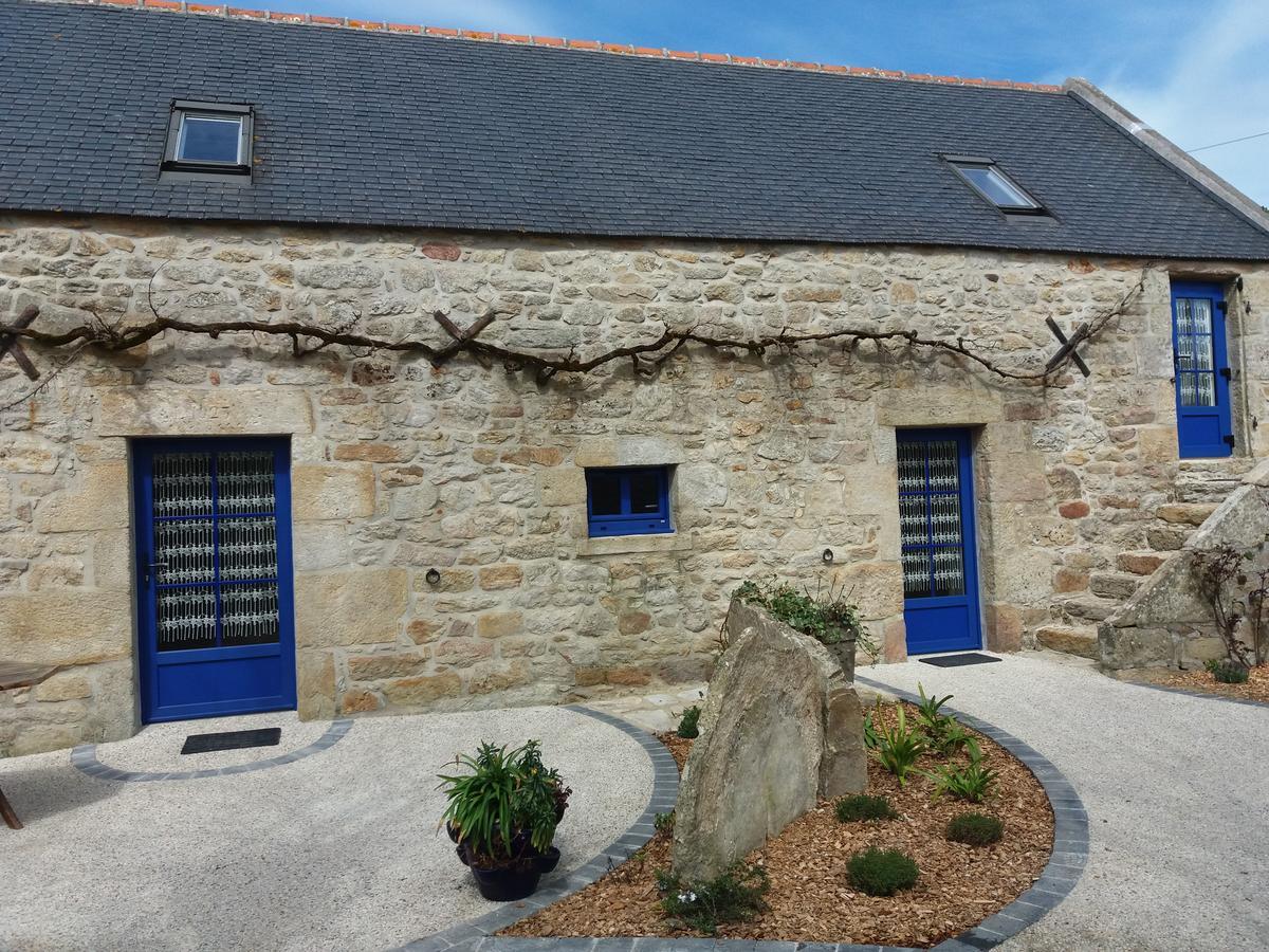 플로고프 La Ferme Du Bout Du Monde B&B 외부 사진