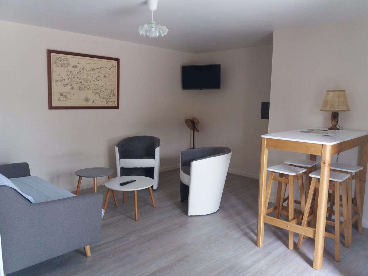 플로고프 La Ferme Du Bout Du Monde B&B 외부 사진