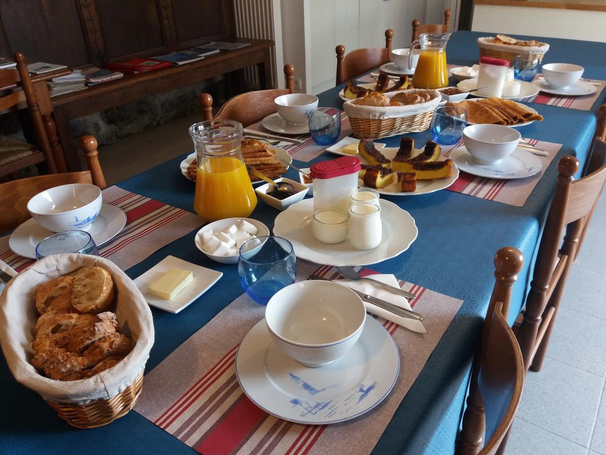 플로고프 La Ferme Du Bout Du Monde B&B 외부 사진